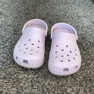 Lilac Crocs Size 10 women’s